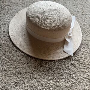 Classic Women’s Cream Straw Sun Hat with Ribbon Bow